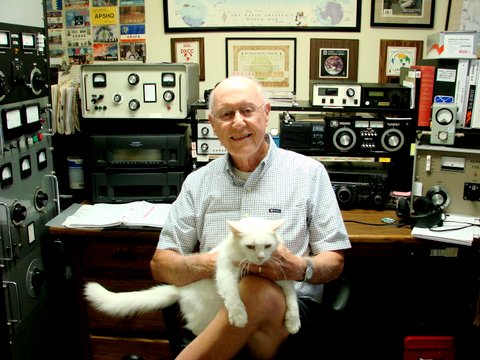 W4UW - George E. Dominick